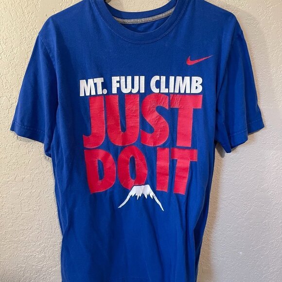 Nike Mt Fuji Just Do It Tee NWOT - Picture 1 of 5